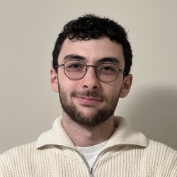 Ali Omar - headshot