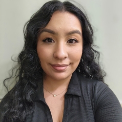 Citlally Castro headshot